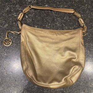 Beautiful Michael Kors Gold Leather Hobo Style Bag ❗️MAKE AN OFFER❗️